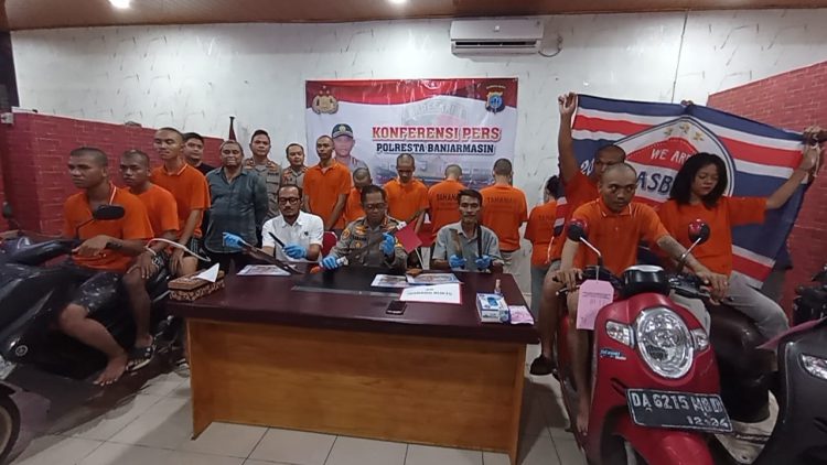Polresta Banjarmasin Tangkap 12 Anggota Geng Penganiaya Warga