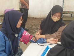 Posko Pelayanan Kesehatan Simpang Lampu Merah Sekumpul Layani Jemaah