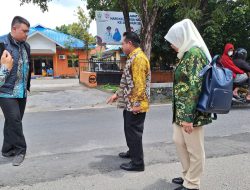 Arifin Noor Pantau Kondisi Jalan Bekas Galian PAM Bandarmasih Yang Belum Sempurna