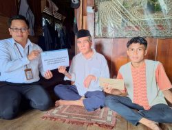 Bank Kalsel Bantu Biaya Pengobatan Kakek Penderita Stroke