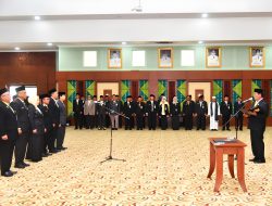 Enam Pejabat Tinggi Pemprov Kalsel Berganti, ‘Acil Odah’ Jabat Kepala Dinas Kesehatan