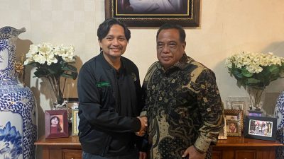 Ditemui Pecinta Sepakbola Banua dari HSS, Bang Hasnur akan Bawa Barito Legend