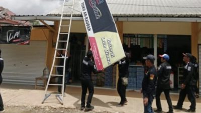 Bapenda Tanbu Tertibkan 34 Reklame Tak Berizin