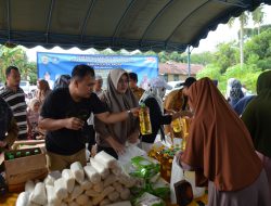 Warga Serbu Gerai Pasar Murah di Desa Hamarung