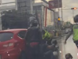 Dihentikan Paksa, Sopir Mabuk Seruduk Pengendara dan Polisi