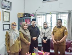 Dorong Daya Guna Perempuan, Sosper Hj. Mariana Gandeng pemilik ‘Dapur Acil Wadai’ Latih Ibu-Ibu Bikin Kue