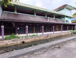 Terdampak Program Normalisasi Sungai, Pedagang Pasar Kuripan Minta Kios Baru