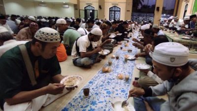 Bubur Sabilal Kembali jadi Menu Buka Puasa di Masjid Raya Sabilal Muhtadin