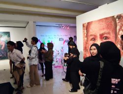 Pameran Lukisan Ekspresionisme Tema Suku Dayak Bisa Jadi Alternatif Menunggu Beduk Berbuka Puasa