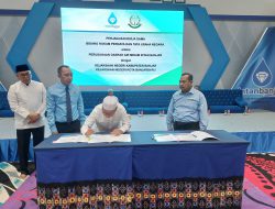 Ambil Berkah Ramadan, PT. Air Minum Intan Banjar Teken Kontrak Dengan Kejaksaan