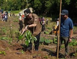 Bupati HST Pimpin Penanaman Pohon Program Gerakan ASN Menanam Pohon