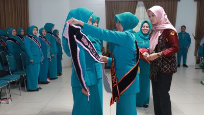 Suharyanti Mujiyat Lantik Ketua TP PKK dan Kukuhkan Dua Bunda Paud di Tingkat Kecamatan