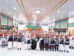 Kenakan Ihram, JCH Gelombang Dua Embarkasi Banjarmasin Diberangkatkan