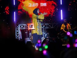 Band Kotak Sukses Hibur Masyarakat Balangan di Pesta Rakyat