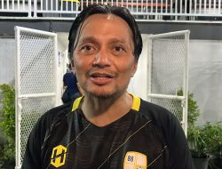 Bang Hasnur Minta Tim PON Sepak Bola Kalsel Berikan Kejutan