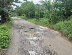 Jalanan di Desa Paya Besar HST Rusak, Masyarakat Akui Sering Tergenang Banjir