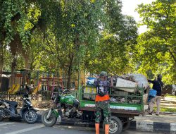 Sampah Bekas PKL Menumpuk di Taman MTQ, DLHP HST: Sudah Kami Bersihkan