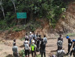 Dishut Kalsel Lakukan Patroli Gabungan dan Pasang Plang Larangan PETI di Konsesi PT. AGM
