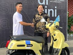 CEO Barito Putera Penuhi Janji Berikan Sepeda Motor ke Peserta Fun Walk, Warga Kalteng Ini Mengaku Senang