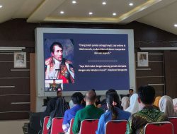 Whorkshop Mengangkat potensi Kalsel Lewat Tulisan