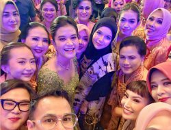 Ketua Dekranasda Banjarbaru Hj Vivi Mar’i Zubedi Aditya Mufti Ariffin Ikuti HUT Dekranas di Solo