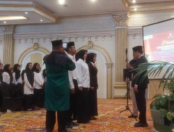 Ketua KPU Kalsel Lantik 870 PPS ‘Dapil Neraka’