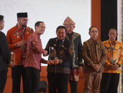 Sukses Selaraskan Revitalisasi Bahasa Daerah, Walikota Banjarmasin Diapresiasi Mendikbudristek RI