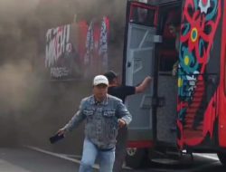 Bus Membawa Rombongan Kepala Desa Kabupaten Banjar Berkobar di Jakarta, 54 Penumpang Kocar-kacir Selamatkan Diri