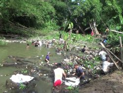 DLH Tabalong Lakukan Bersih-Bersih Sungai Mangkusip