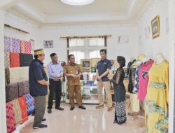 Dukung Pelestarian Budaya dan Pembangunan Berkelanjutan, PLN Luncurkan Program TJSL UMKM Rumah Adat Songket Mempawah