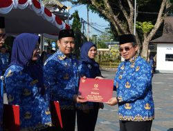 Ratusan PNS Kota Banjarmasin Terima Tanda Kehormatan Satyalancana Karya Satya