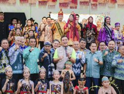 Kemeriahan Festival Seni Pawai Budaya Tahun 2024 di Kota Banjarbaru