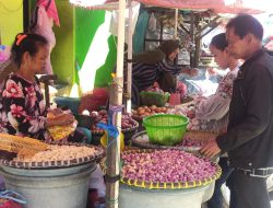 Harga Bawang di Pasar Tradisi Turun