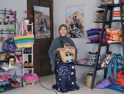 Berkat diboyong Vivi Zubedi ke New York dan Paris, Omzet Bhanjaruu Bag Capai 15 Juta per Bulan