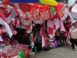 Jelang HUT Kemerdekaan, Pedagang Bendera Kena Imbas Rezeki Tahunan