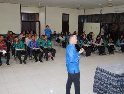 Kadis Kominfo Batola Bekali Paskibraka dengan Literasi Digital