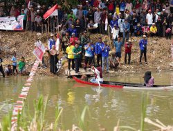 Bupati Aulia Resmi Buka Bupati Cup Lomba Bakayuh Jukung
