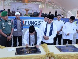 Bupati Kotabaru Resmikan Mesjid Kapal Pesiar Syaidina Ja’far dan Panggung Apung Menjulang