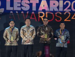 Bupati HST Raih Penghargaan Lestari Award