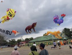 Pemkab Tanah Bumbu Gelar Internasional Kite Festival 2024 di Pantai Pagatan