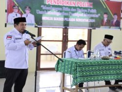 Kesbangpol Tanah Bumbu Beikan Edukasi ke Pelajar Agar Melek Politik