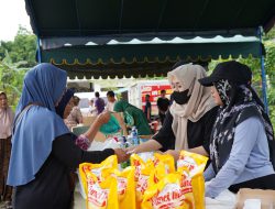 Atasi Inflansi dan Jelang Maulid, Disperindag Balangan Adakan Pasar Murah di Kelurahan Partim