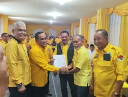 Golkar Kalsel, Serahkan SK Dukungan Kepada Tiga Bapaslon Bupati di Kalsel