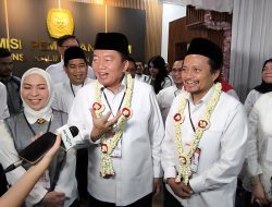 Usai Mendaftar di KPU, Muhidin – Hasnur Serahkan Pilihan Kepada Masyarakat