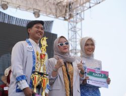 Lomba Fashion Show Sasirangan Semarakkan Festival Balangan 2024