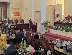 Riza Fahlipi Resmi Jabat Ketua DPRD Tabalong, Ini Pesan Pj Bupati Tabalong