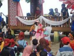 Festival Anak Kampung Laut Kotabaru di Pantai Gedambaan Diikuti 170 Peserta