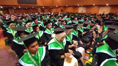 Rektor Minta Alumni UNUKASE Jaga Islam Ahlussunnah Wal Jamaah
