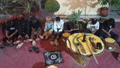 Diduga Hendak Tawuran Delapan Remaja Diamankan Polisi Beserta Sajam