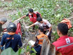 Warga Kelayan Ditemukan Meninggal Tertindih Sepeda Motor di Sungai